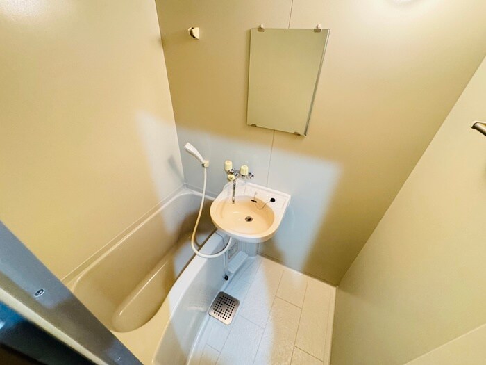 物件内観写真10　(バス／シャワールーム等)