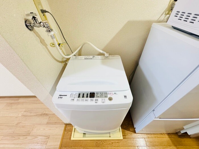 物件内観写真18　(洗濯機置場)