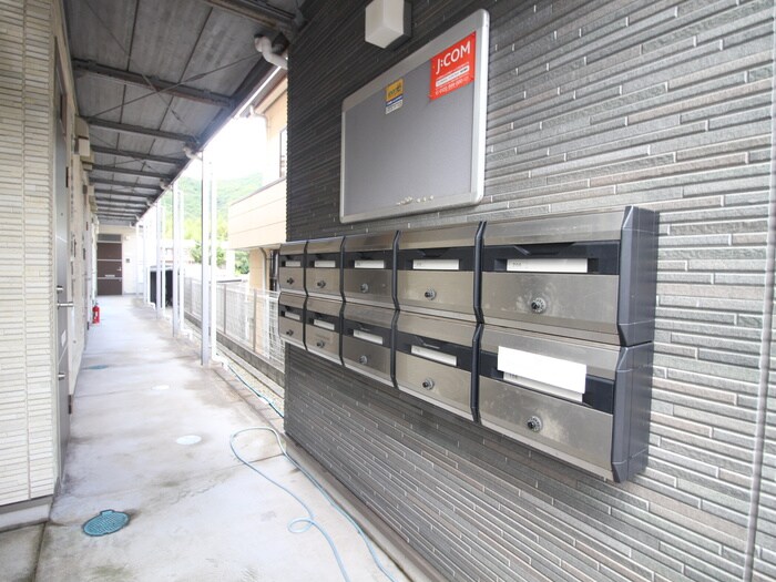 物件外観写真3　(建物設備)