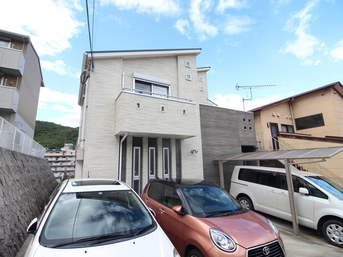 物件外観写真4　(外観写真)