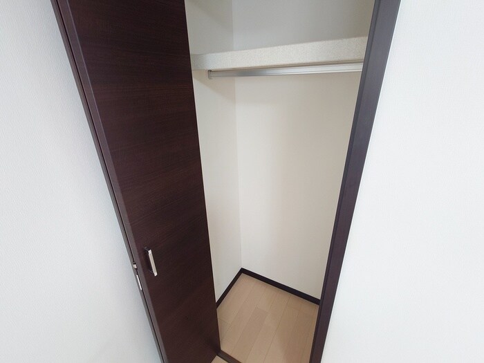 物件内観写真13　(収納)