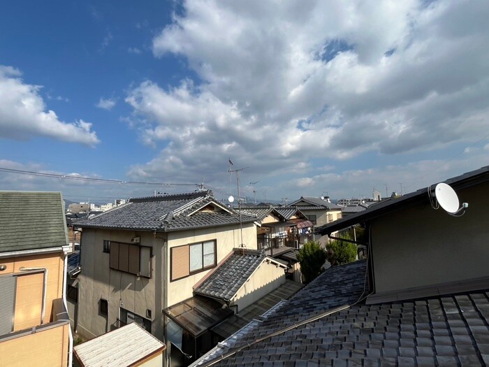 物件内観写真17　(室内からの展望)