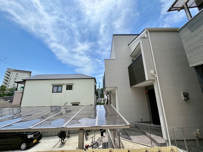 物件内観写真20　(室内からの展望)