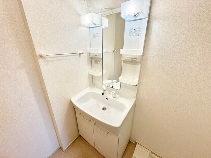 物件内観写真10　(洗面)