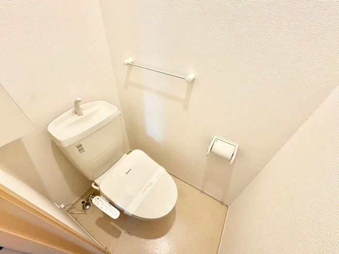 物件内観写真12　(トイレ)