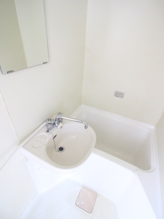 物件内観写真9　(洗面)