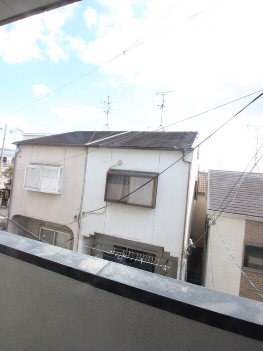 物件内観写真18　(室内からの展望)