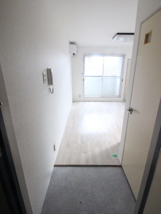 物件内観写真20　(玄関)