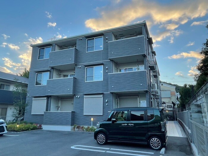 物件外観写真1　(外観写真)