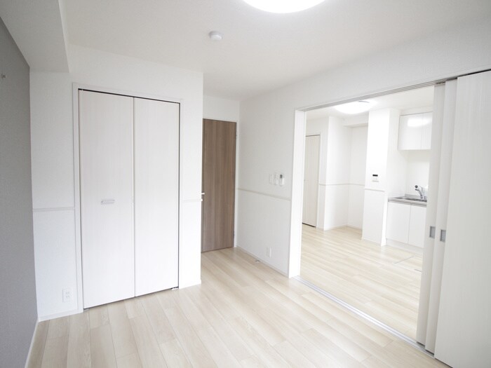 物件内観写真9　(居室)