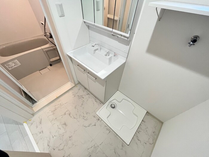 物件内観写真9　(洗濯機置場)