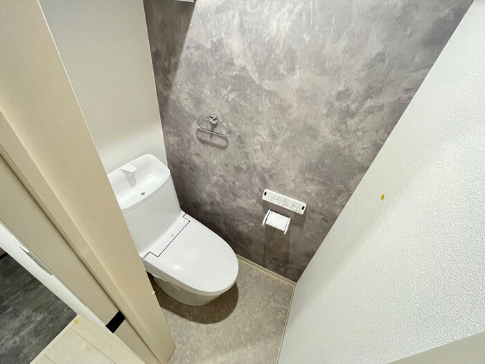 物件内観写真11　(トイレ)