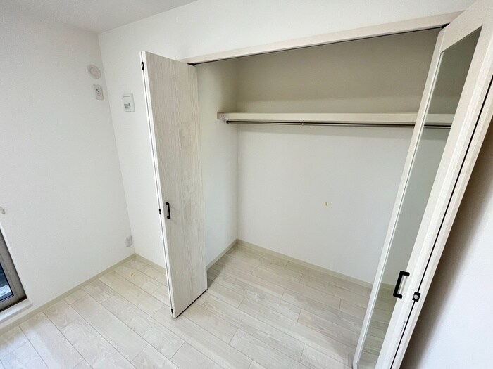 物件内観写真16　(収納)
