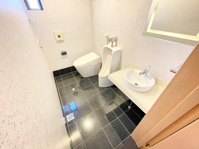 物件内観写真18　(トイレ)