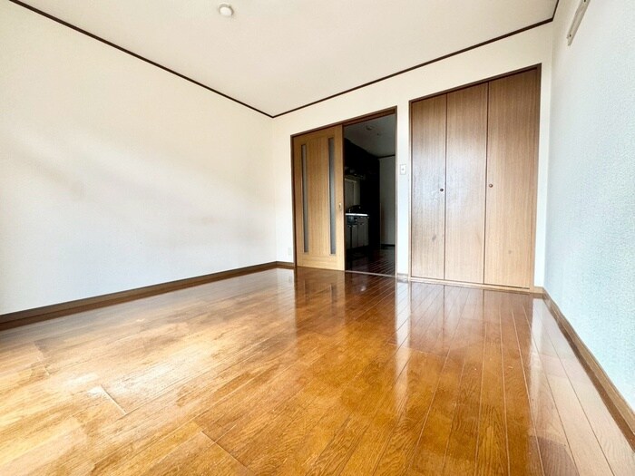 物件内観写真10　(居室)