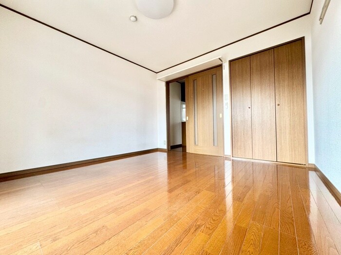 物件内観写真10　(居室)