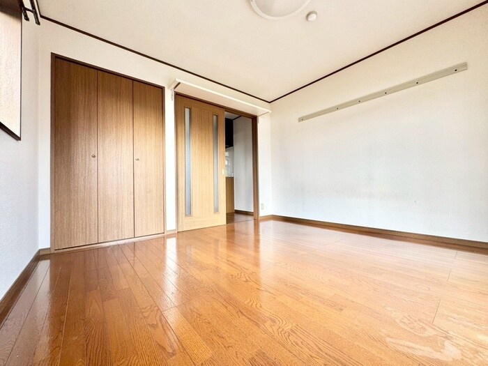 物件内観写真10　(居室)