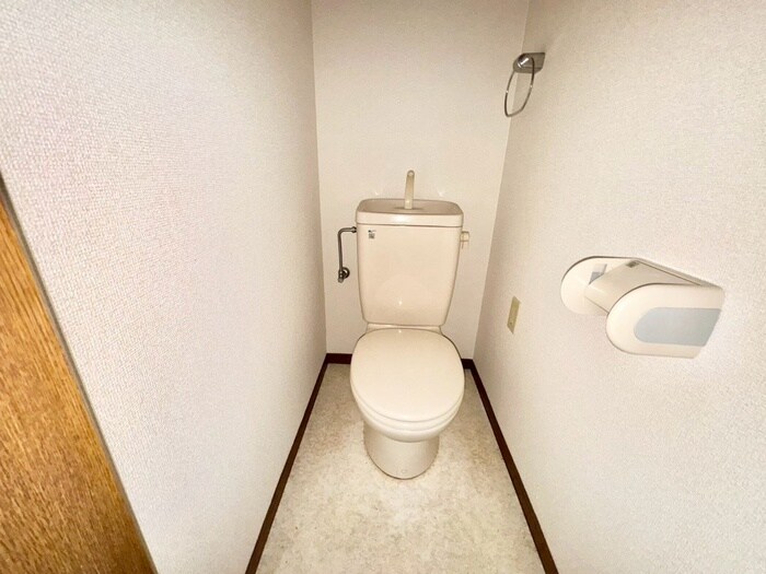 物件内観写真14　(トイレ)