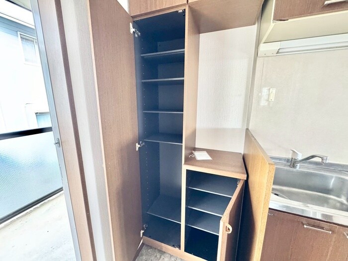 物件内観写真18　(靴箱)