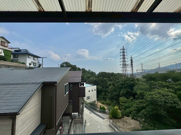 物件内観写真22　(室内からの展望)