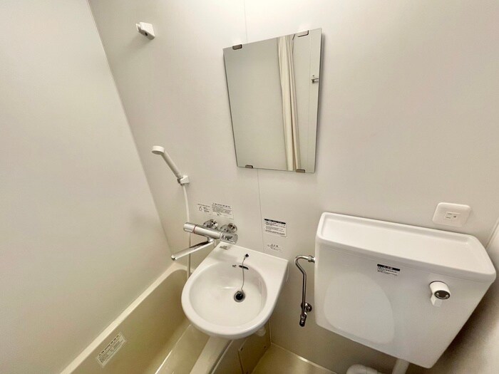 物件内観写真11　(洗面)