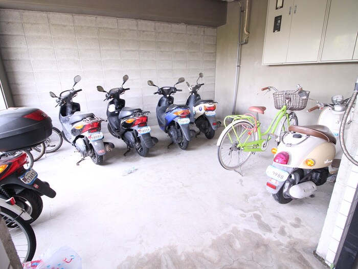 物件外観写真5　(外観写真)