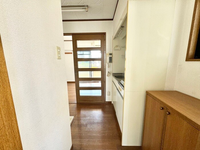 物件内観写真16　(廊下)