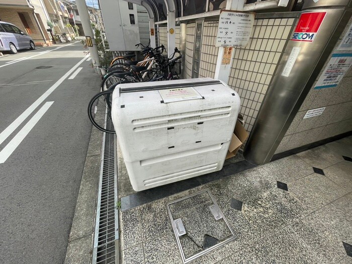 物件外観写真4　(建物設備)