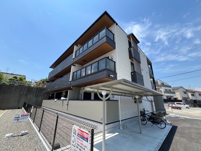 物件外観写真4　(外観写真)