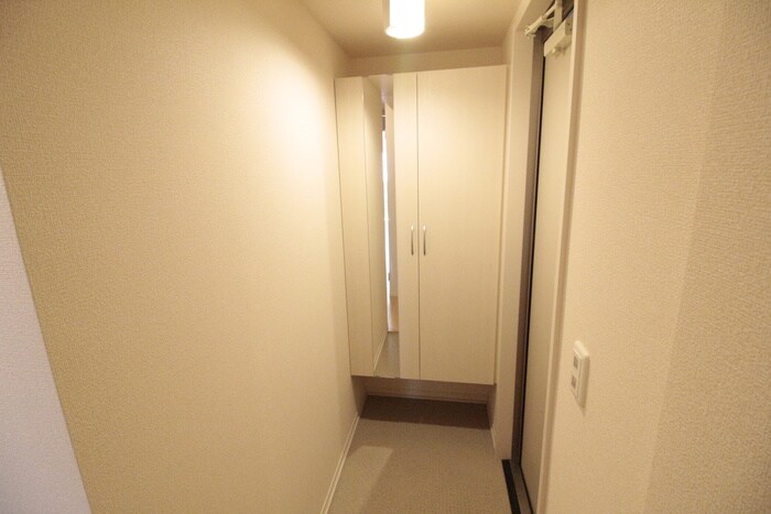 物件内観写真17　(廊下)