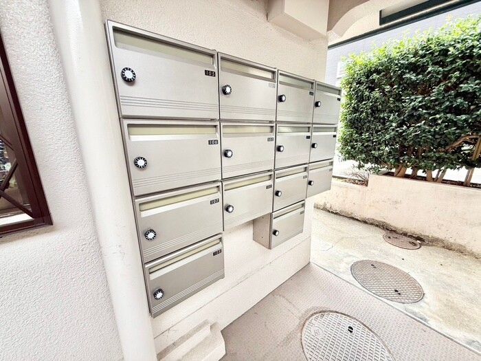 物件外観写真4　(建物設備)