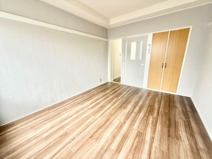 物件内観写真15　(居室)