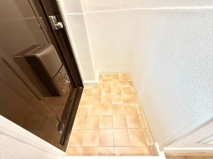 物件内観写真22　(玄関)