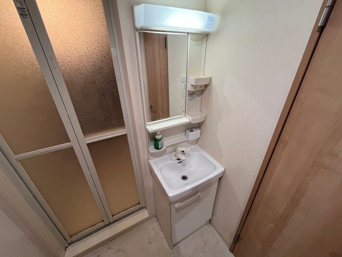 物件内観写真11　(洗面)