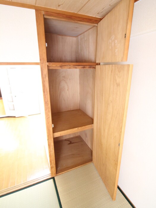 物件内観写真15　(収納)