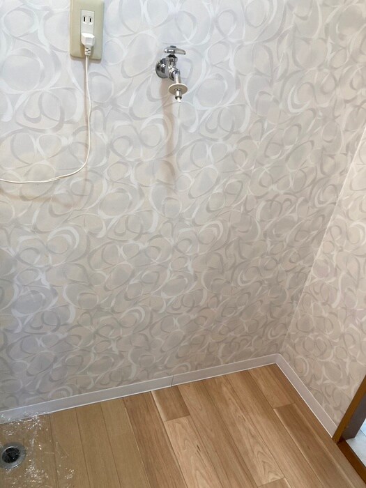 物件内観写真10　(洗濯機置場)