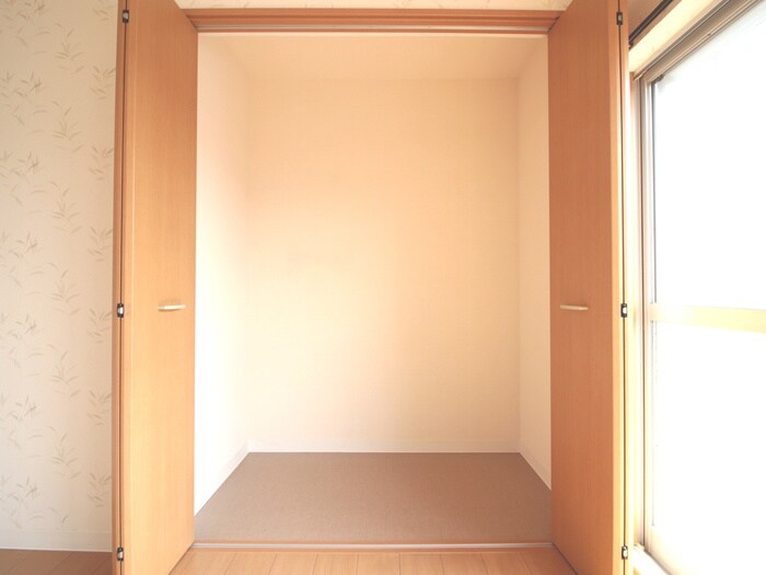 物件内観写真15　(収納)