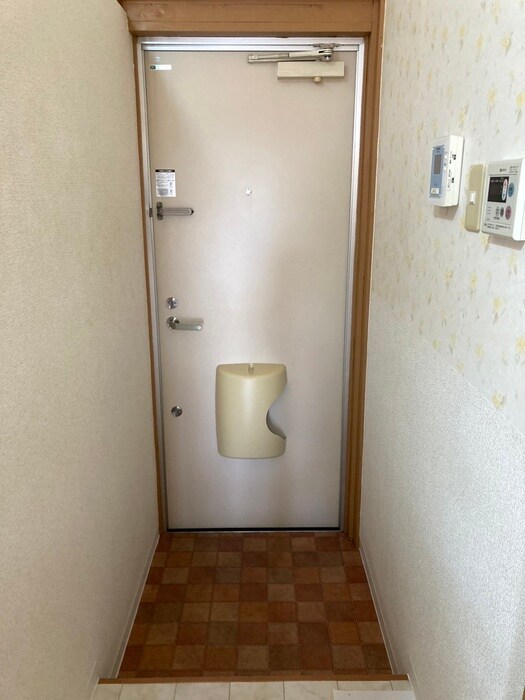 物件内観写真20　(玄関)