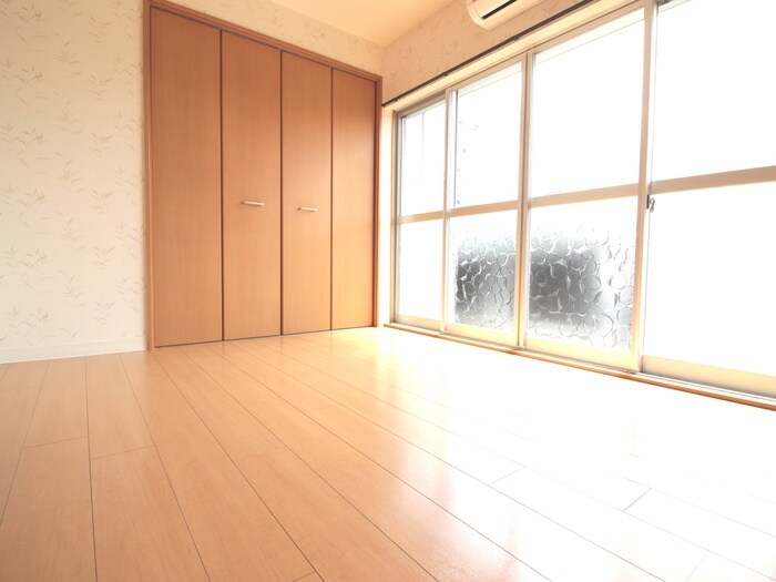 物件内観写真21　(居室)