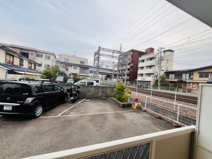 物件内観写真21　(室内からの展望)