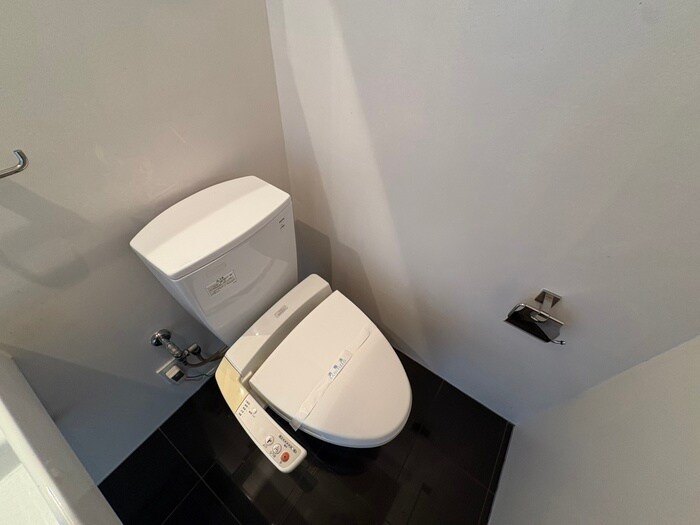 物件内観写真12　(トイレ)