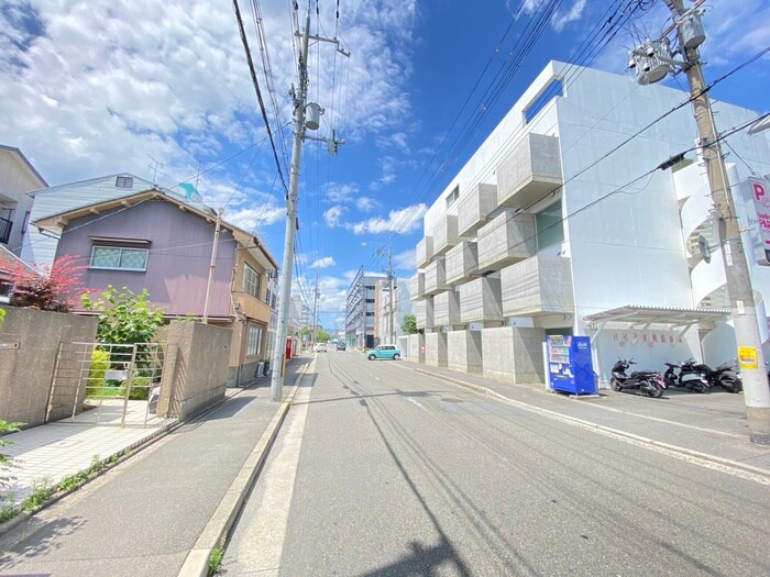 物件外観写真6　(周辺環境)