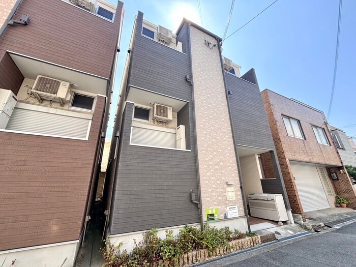 物件外観写真1　(外観写真)