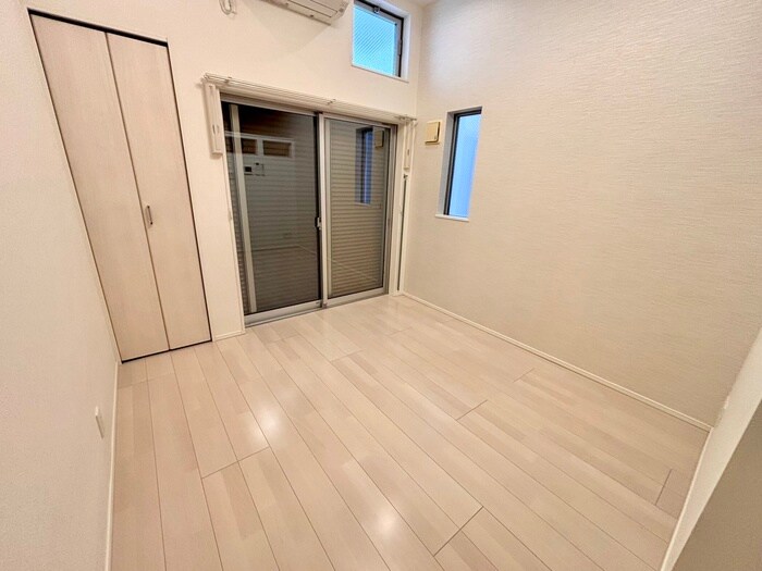 物件内観写真7　(居室)