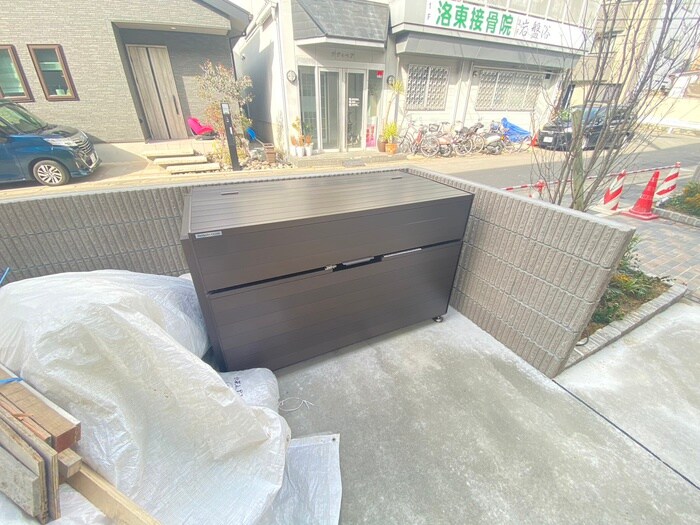 物件外観写真4　(建物設備)