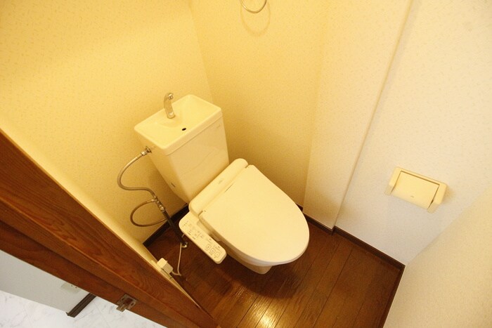 物件内観写真10　(トイレ)