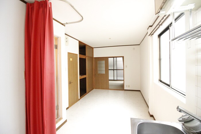 物件内観写真11　(居室)