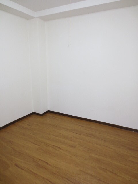 物件内観写真5　(居室)