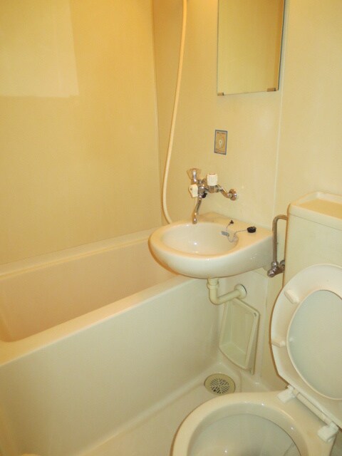 物件内観写真8　(バス／シャワールーム等)