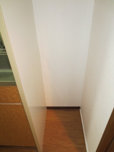 物件内観写真10　(玄関)